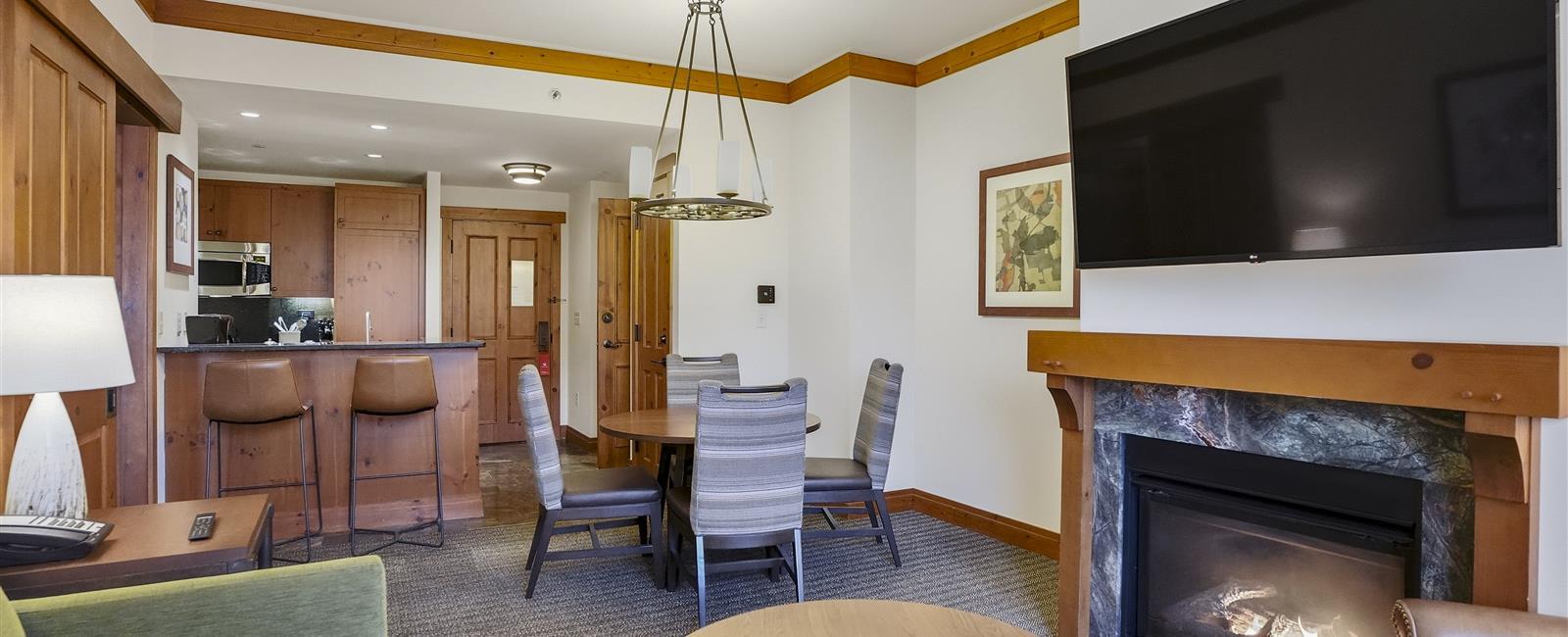 Lodge Residence 1322/1324